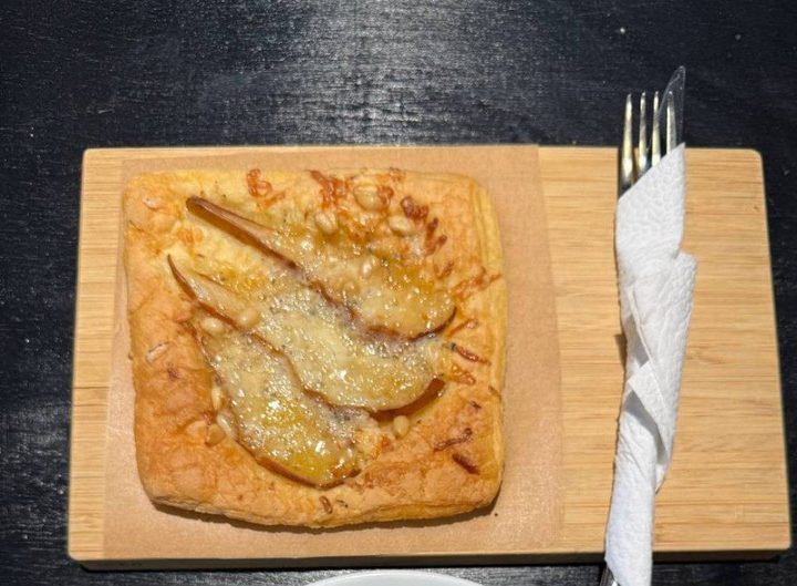 пирог с грушей